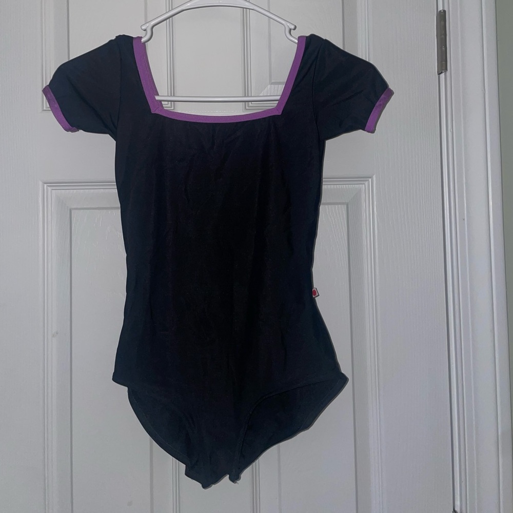 Yumiko Leotard